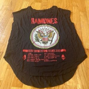 WOMEN’S Ramones sleeveless top. Black. Size S